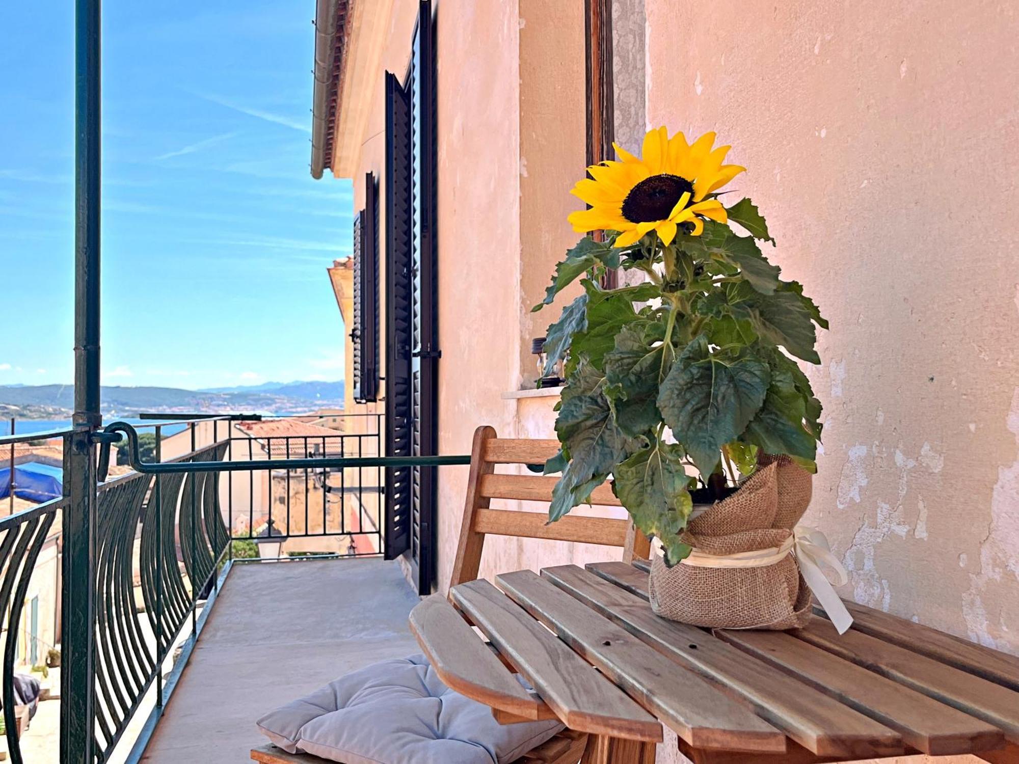 L'Isola Nell'Isola - R3442 Appartement La Maddalena  Buitenkant foto